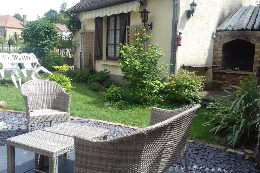 Gite De La Bouvotte Neuville-sur-Vannes Exterior photo